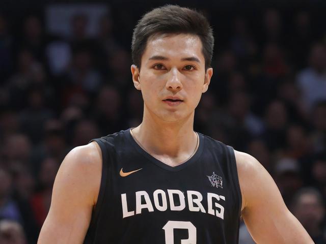 开云体育_ NBA全明星周末的精彩表现：新星的崛起，全明星开幕式nba