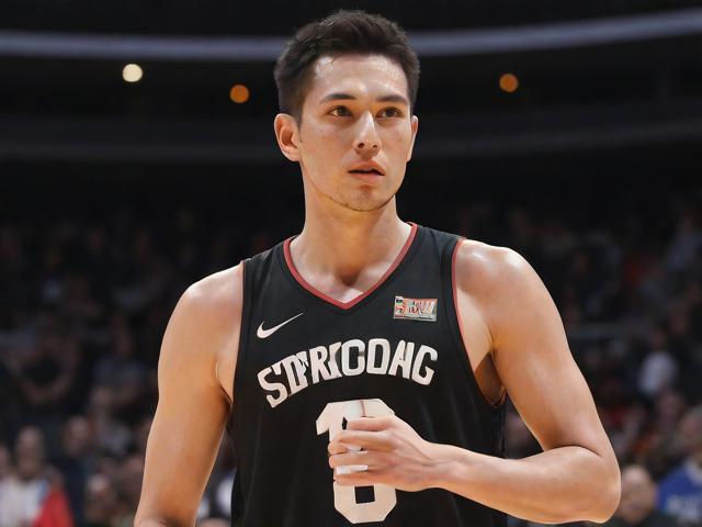 开云体育_ NBA季后赛前瞻：谁将成为黑马？，nba季后赛开赛