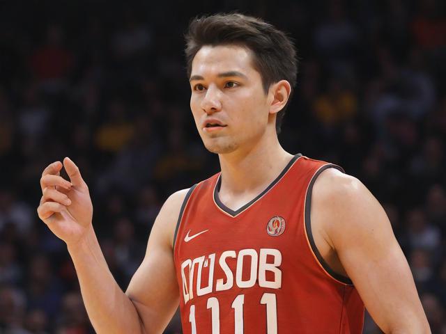 开云体育_ NBA季前赛的要点：新阵容的试探与考验，nba季前赛推荐分析