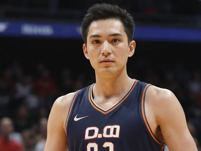 开云体育_ NBA常规赛中的经典时刻：不可错过的瞬间，nba开球时间