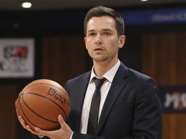 开云体育_ NBA教练的战术思维：成功背后的智慧，nba开局教练