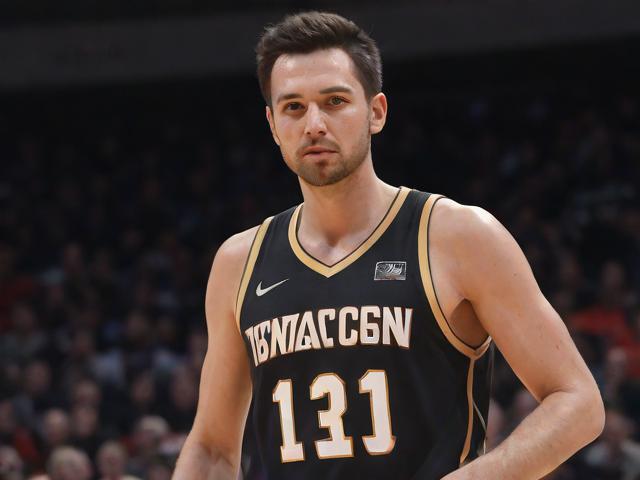 开云体育_ NBA教练如何制定战术方案：战斗的智慧，nba cba教练战术