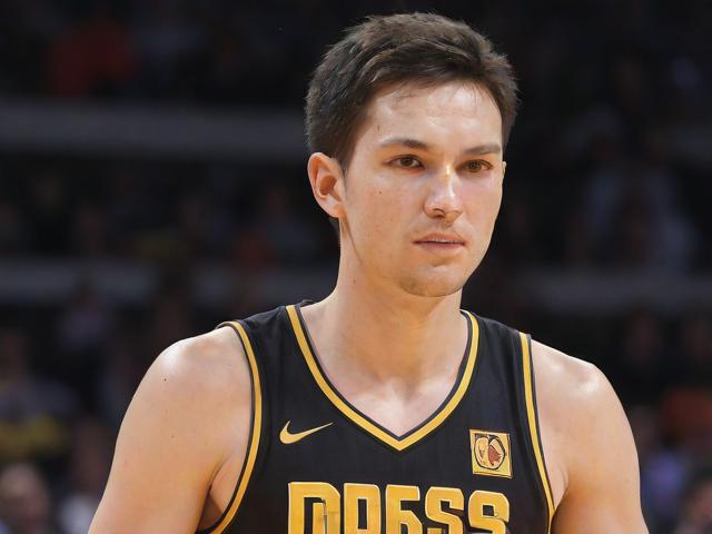 开云体育_ NBA球队的未来展望：如何选择新锐球员？，nba新成立球队