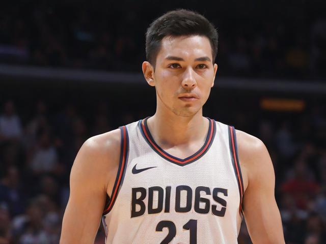开云体育_ NBA的市场开发：如何吸引年轻观众？，nba开拓者最新消息