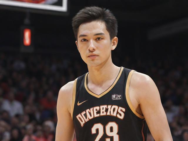 开云体育_ NBA赛季中的经典进攻组合：如何逆袭？，nba经典进攻战术解析