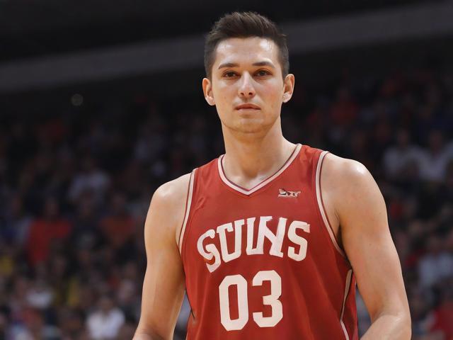 开云体育_ NBA赛季最佳进球集锦：最让人惊艳的时刻，nba最精彩进球