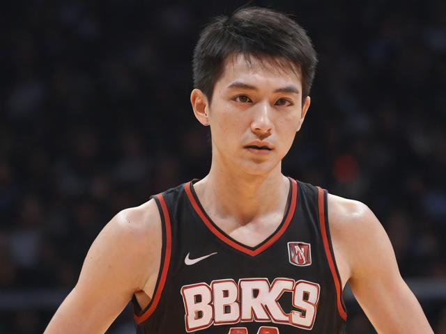 开云体育_ NBA赛季最佳进球集锦：最让人惊艳的时刻，nba最精彩进球