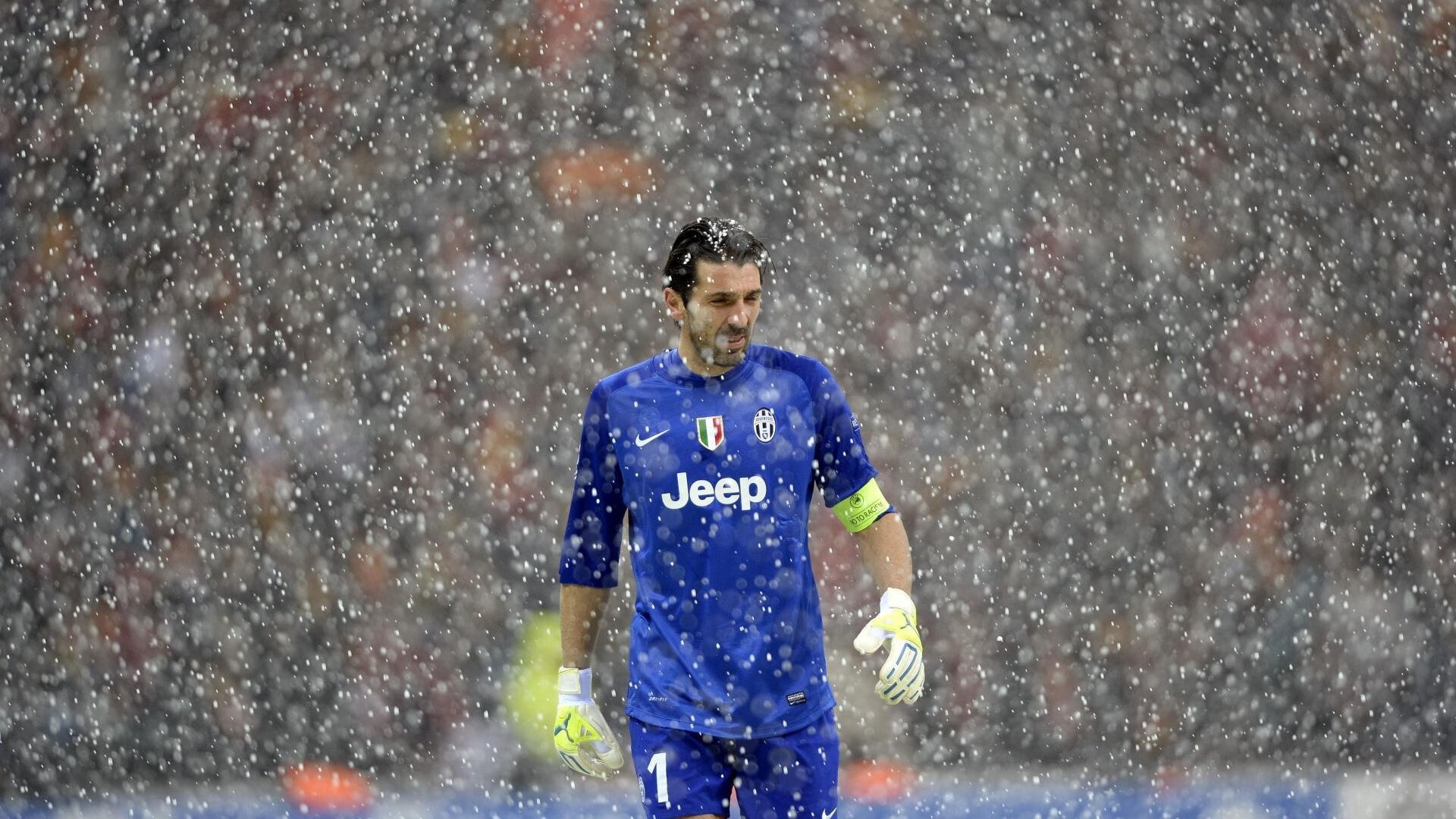 克罗地亚队在巴黎奥运会手球比赛中以34_22击败阿尔及利亚队，克罗地亚国家队赞助